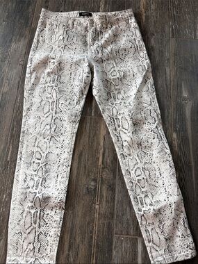Buffalo David Bitton rascal Women's Snake Print Skinny Jeans - White & Gray 31